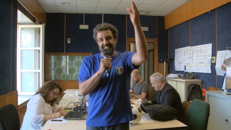 Flavio Insinna: «Italia grande lo stesso. Conte numero uno»