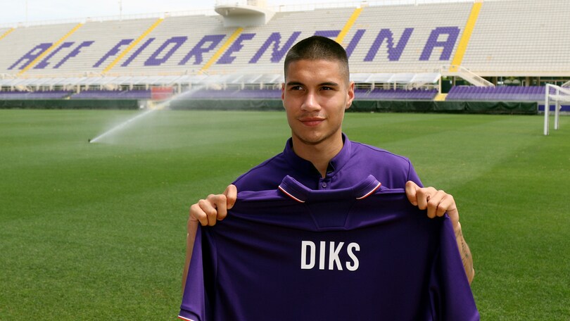 Fiorentina, presentazione Diks: il nuovo acquisto viola