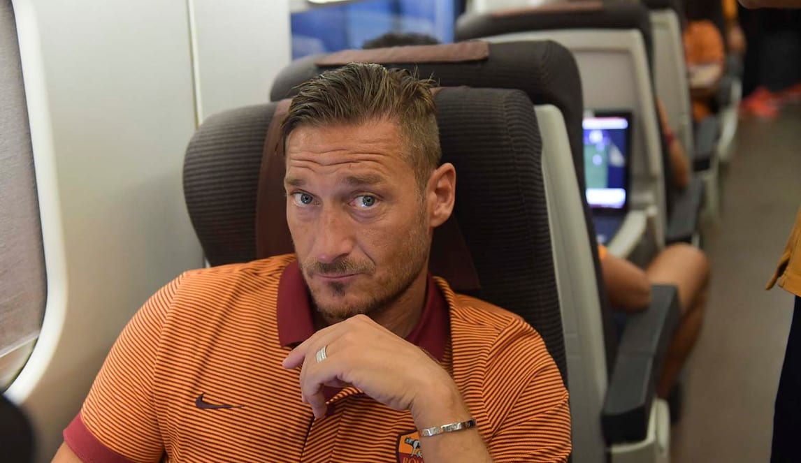 La Roma va a Pinzolo: Totti e compagni in treno