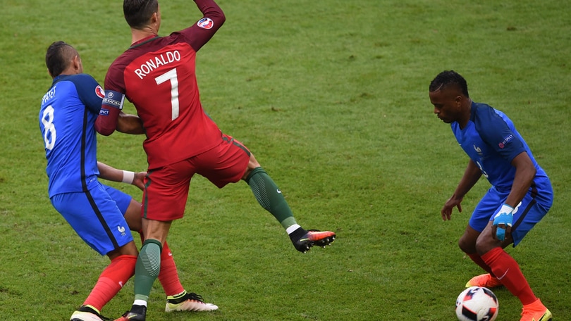 Francia, Payet: «Non volevo far male a Ronaldo»