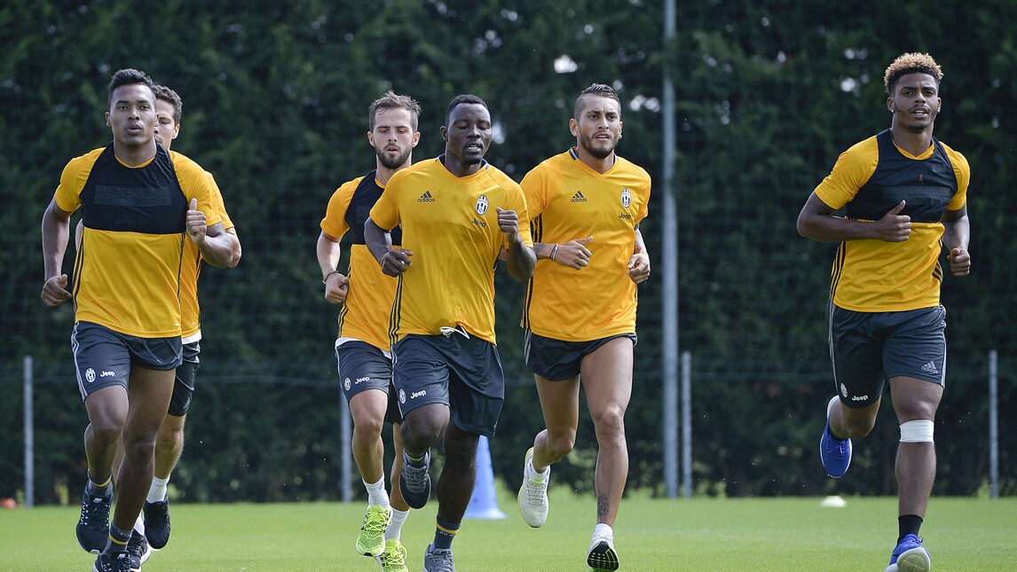 Serie A Juventus, Pjanic e Dybala faticano a Vinovo