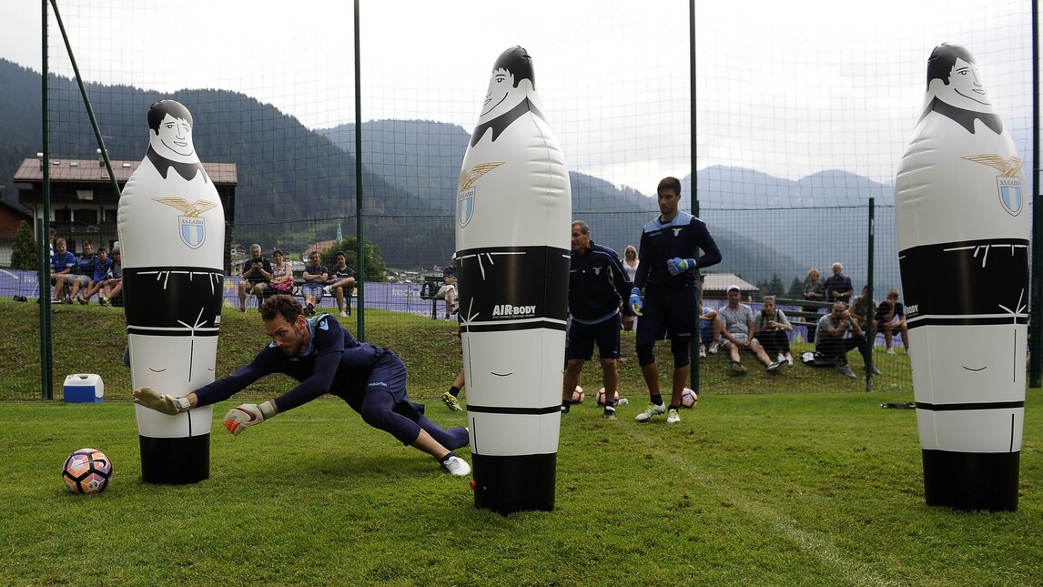 Serie A Lazio, Berisha e Strakosha si allenano duramente