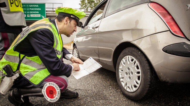 Allarme gomme sulle strade italiane, 1 auto su 5 non è in regola