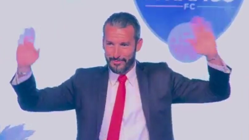 Zambrotta "rimandato" in inglese. E sbaglia il nome della sua squadra