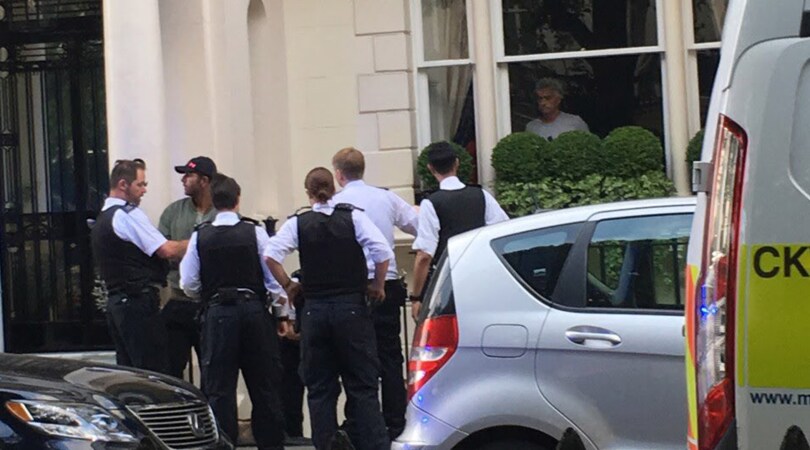 Premier League Mourinho, serata da incubo: un ladro prova a introdursi nella sua casa