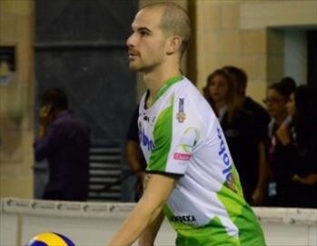 Volley: A2 Maschile, Reggio Emilia centra due colpi, Beccaro e Miselli