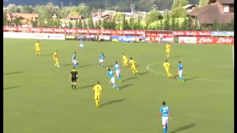 Napoli, dieci gol all'Anaune