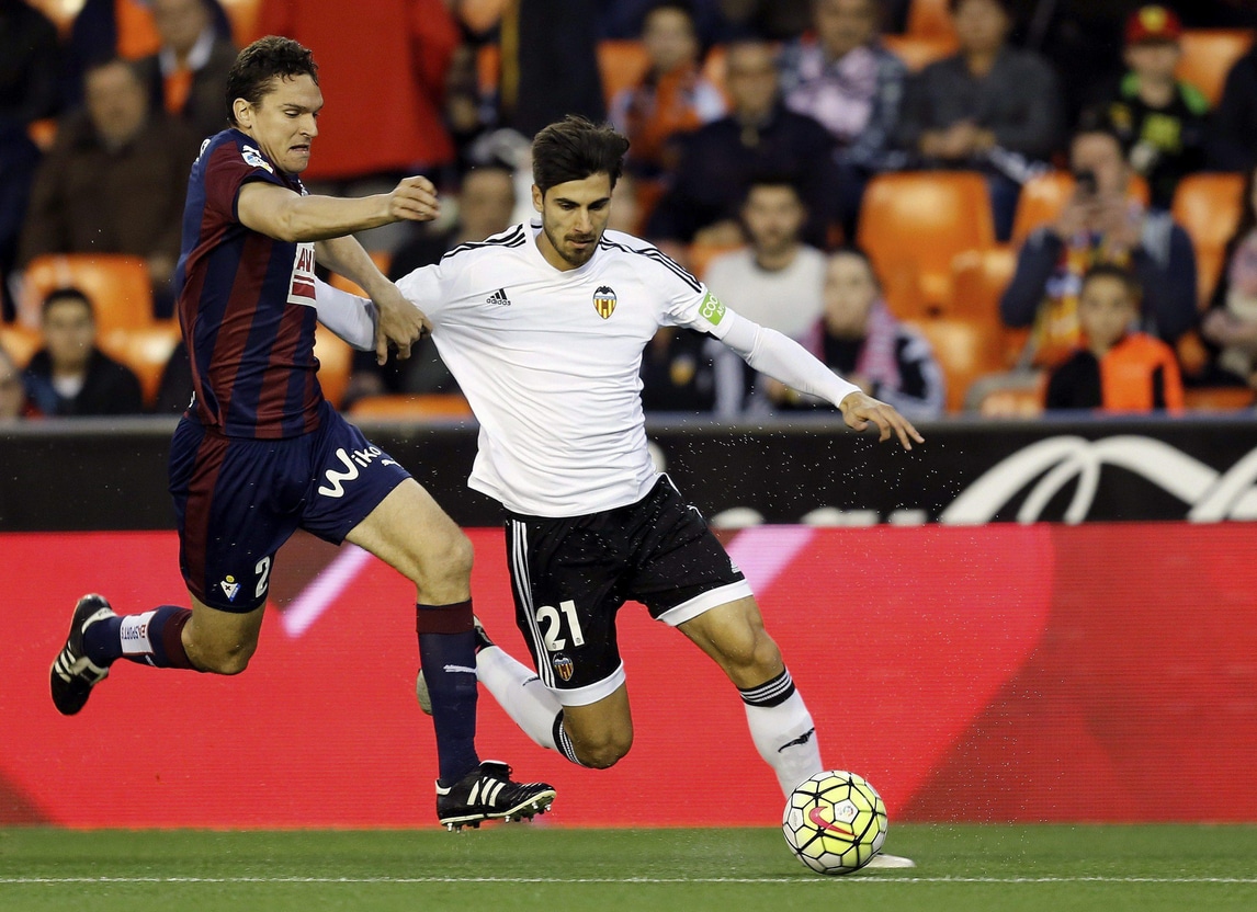 Calciomercato: Juve beffata, André Gomes al Barcellona