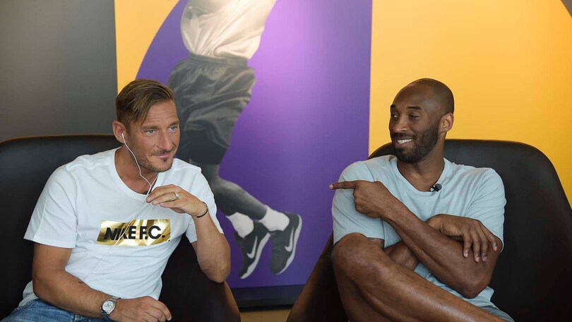 Roma, Totti a Bryant: un incontro leggendario!