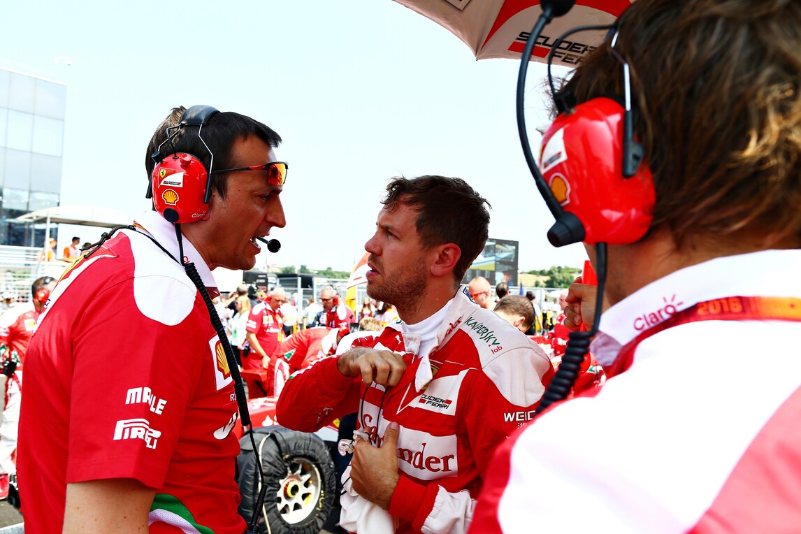 F1, Vettel: «Verstappen si calmerà con il tempo»