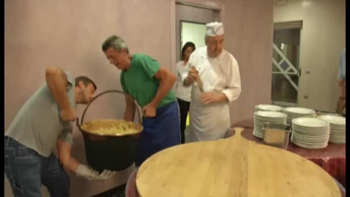 Gattuso, festa e polenta