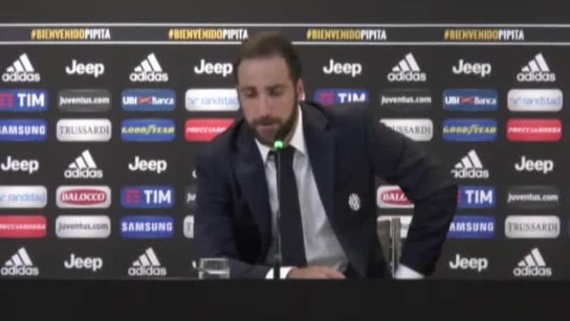 Higuain: "Chiedo scusa a Sarri"