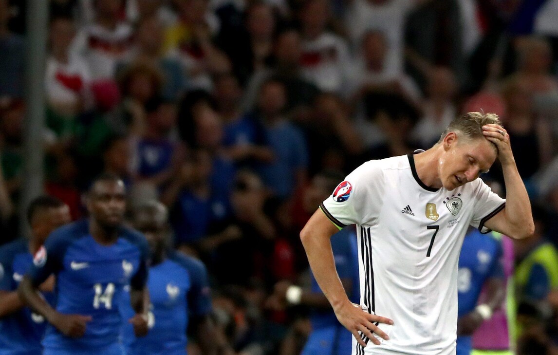 Manchester United, Mourinho mette Schweinsteiger sul mercato