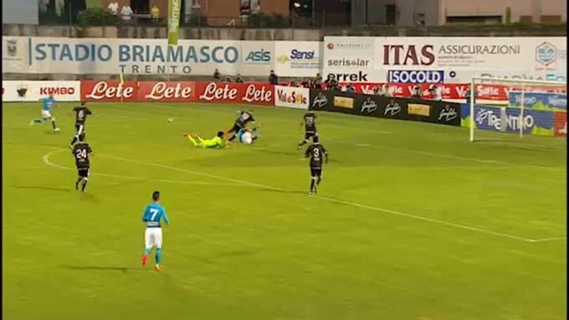 Il Napoli vince 5-0 contro l'Entella