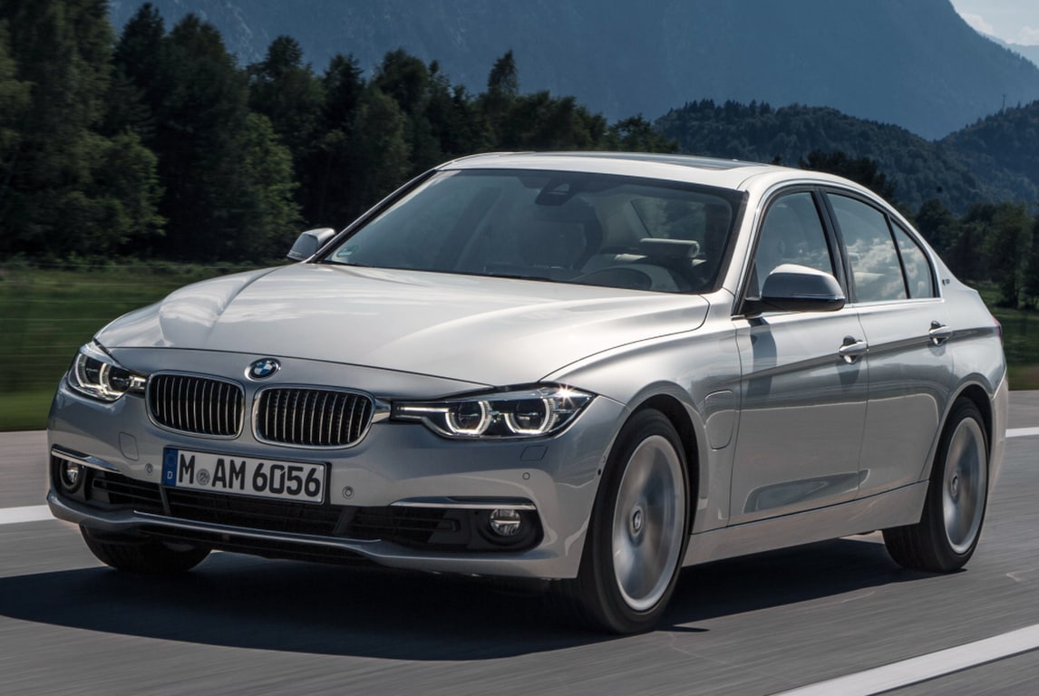 BMW 330e, la prova doppia – ibrida plug-in ma anche sportiva