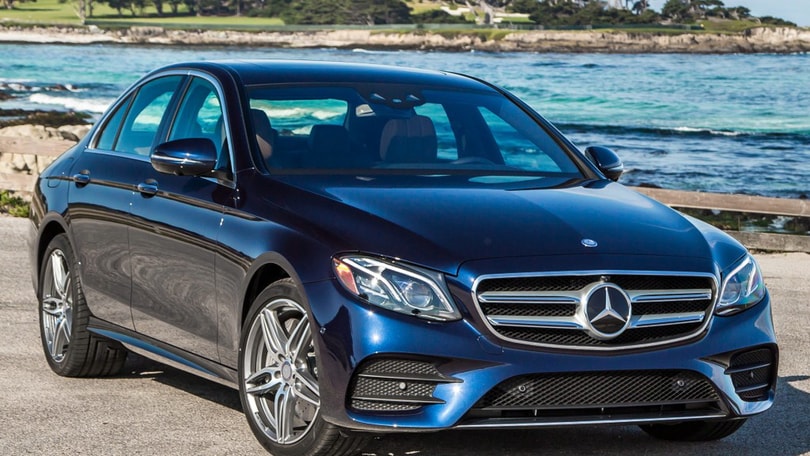 Mercedes Classe E, in USA ritirato lo spot sulle funzioni "autonome"