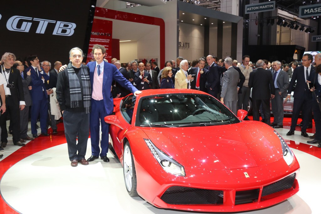 Mercato Auto: Ferrari, sarà un 2016 da record