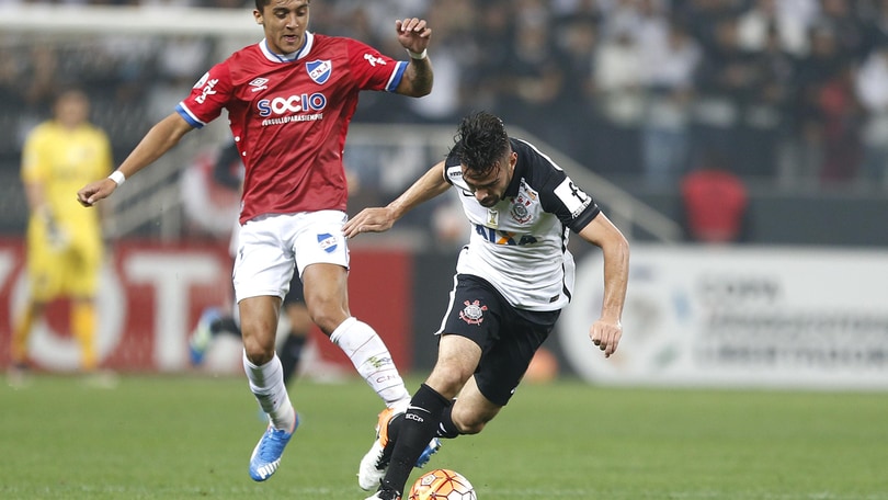 Calciomercato Palermo, per Henrique è concorrenza al Torino