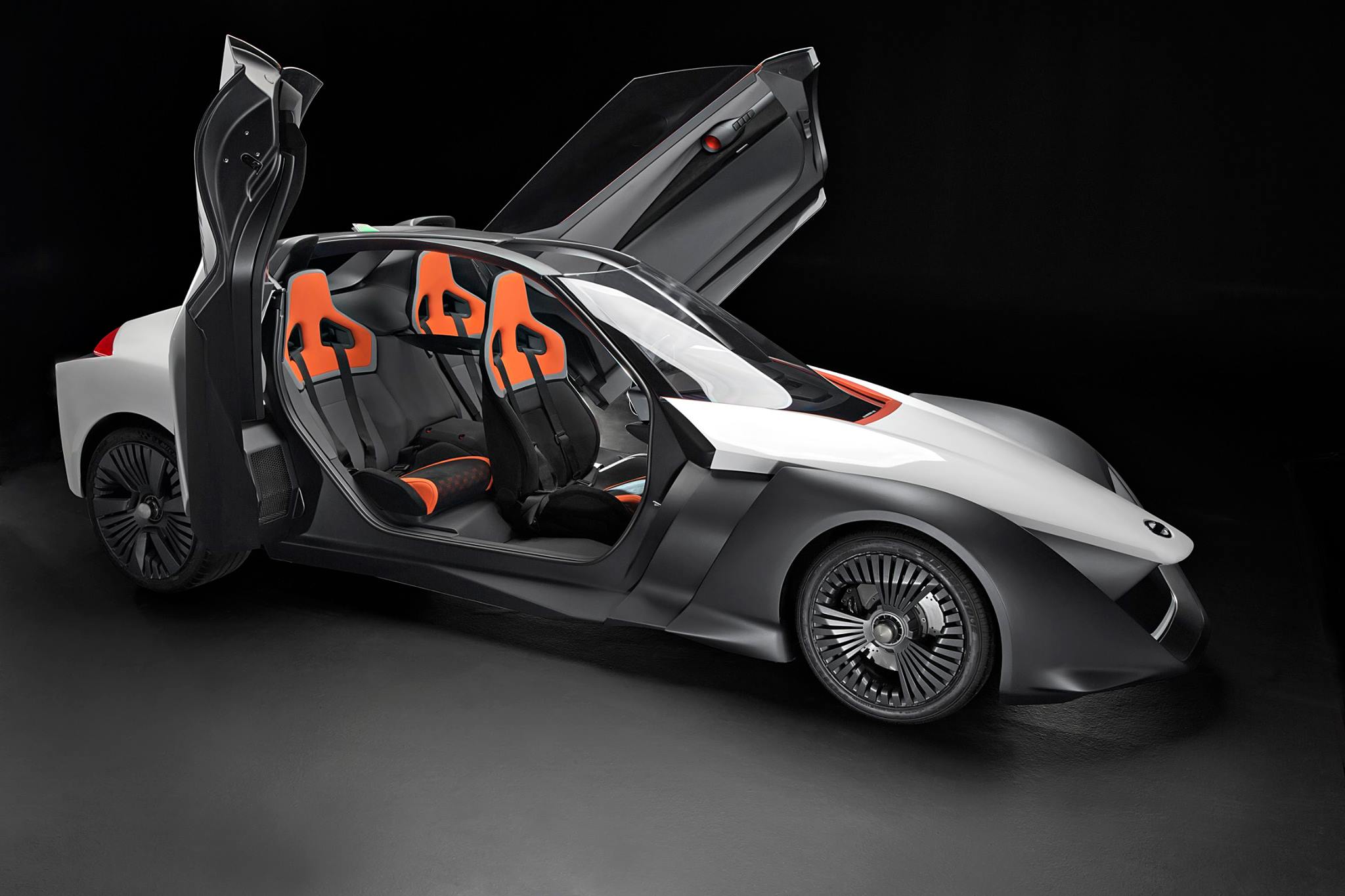 Rio 2016, debutta Nissan BladeGlider la supercar elettrica