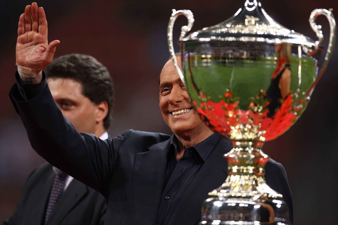 Il Milan ai cinesi, le reazioni sui social: «Adesso più soldi, ma niente scudetto»
