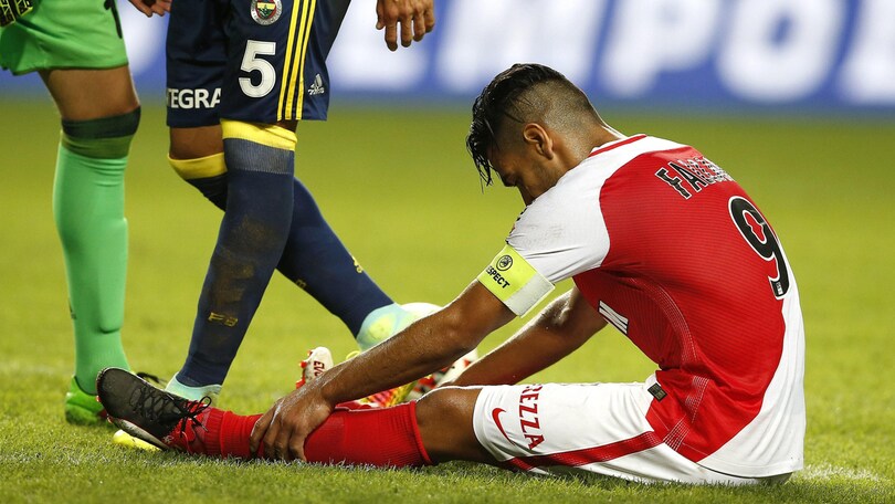 Monaco, lungo stop per Falcao
