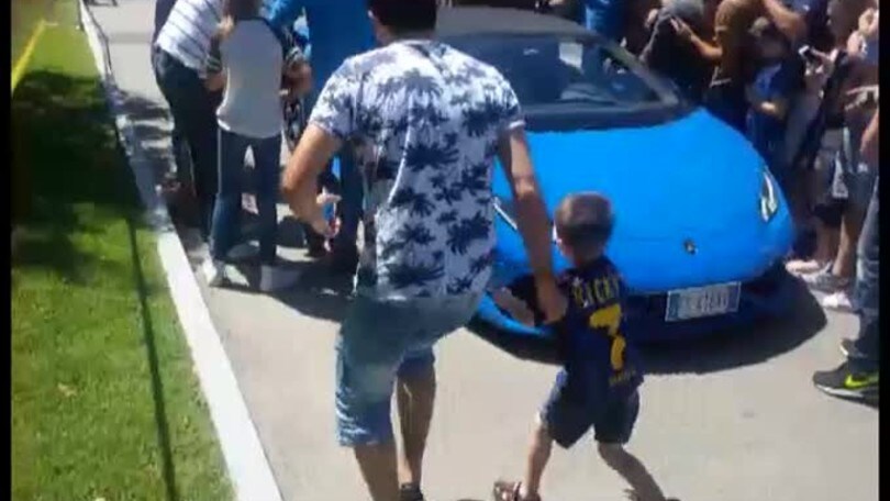 Quanti autografi per Icardi