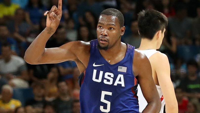 Team Usa, dal mini-scandalo allo show