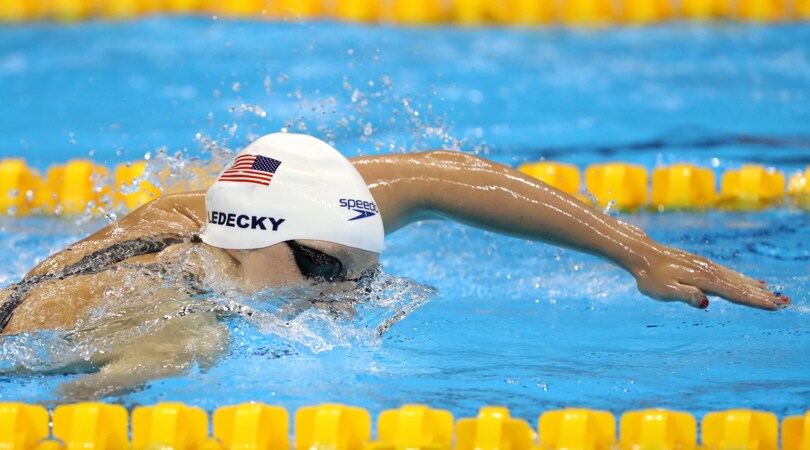 Nuoto, l'Italia affonda nella notte della Ledecky