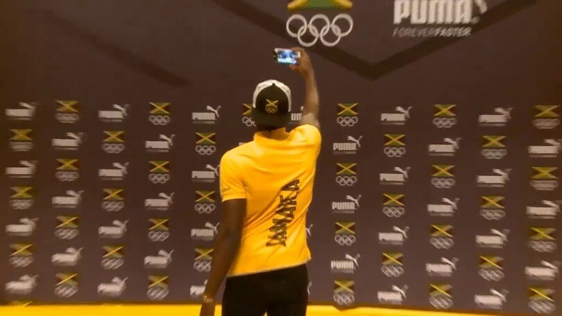 Bolt show, samba e selfie
