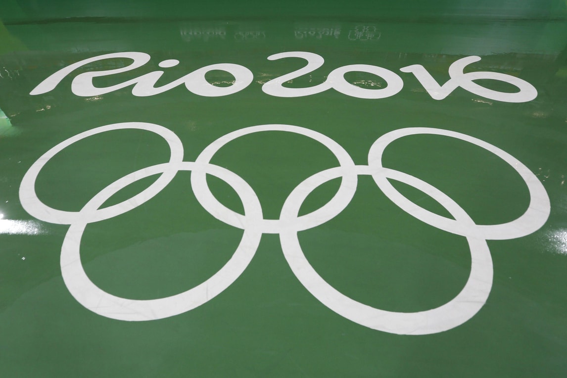 Rio 2016, spari contro soldati: un morto e due feriti