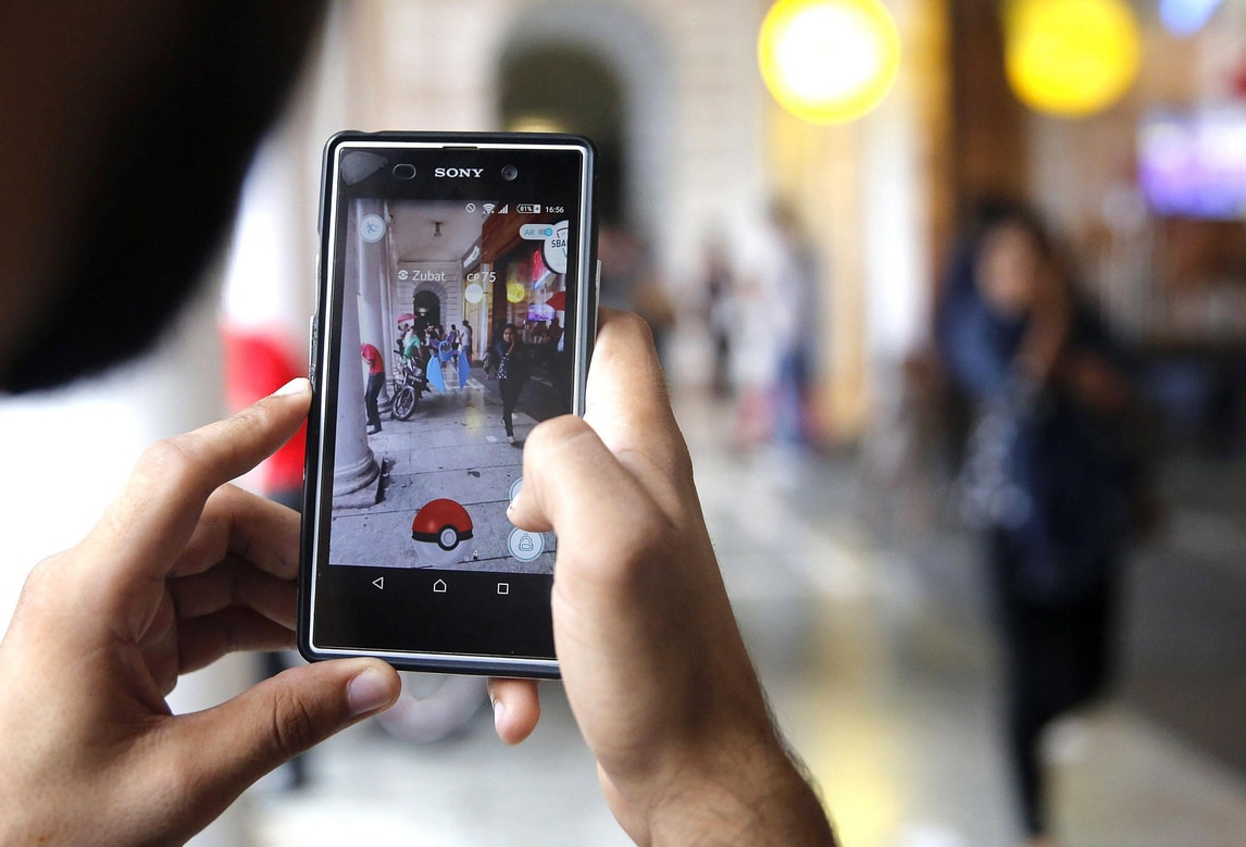 Pokemon Go, stop al gioco in auto