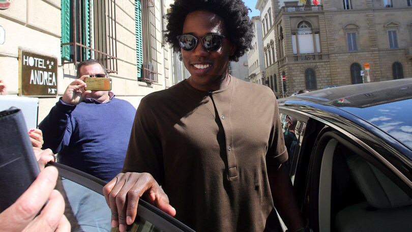Fiorentina, ecco Carlos Sanchez