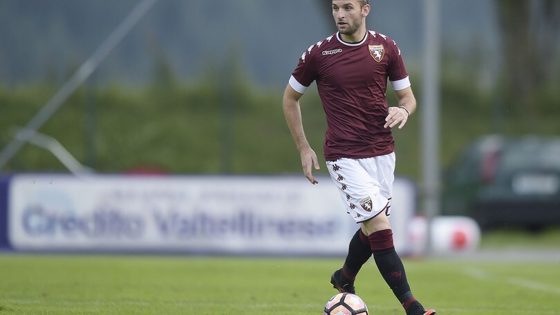 Calciomercato Pescara, vicino Gaston Silva. Biennale per Aquilani