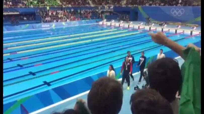 Olimpiadi, nuoto: Paltrinieri saluta la famiglia in tribuna