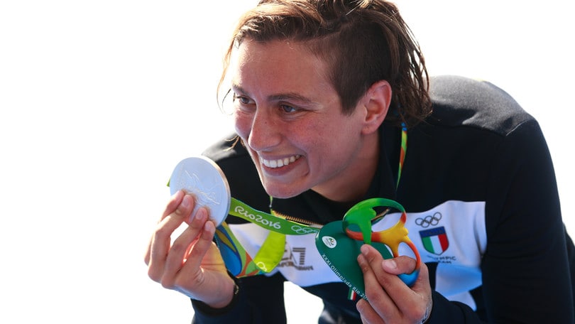 Nuoto, Bruni d'argento nella 10 km, squalificata la Muller