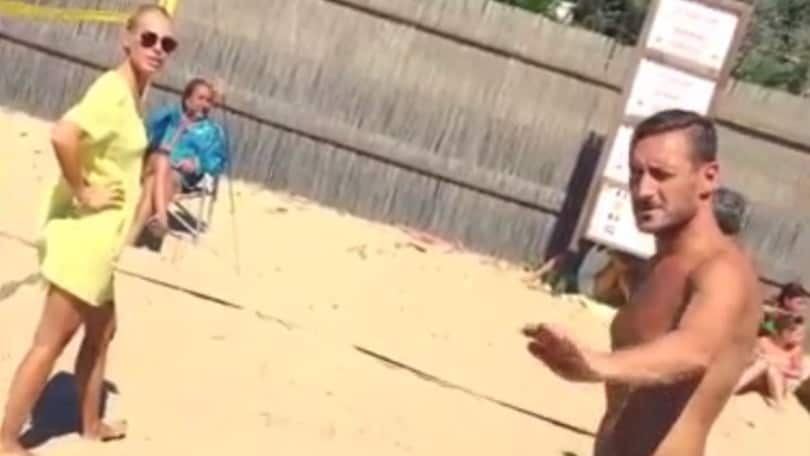 Totti-Blasi, che intesa anche nel beach volley