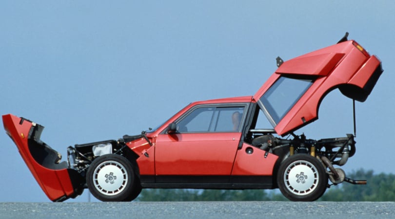 Lancia Delta S4 Stradale 1985: foto