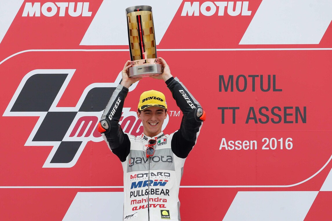 Moto2, ufficiale: Bagnaia con il team Sky