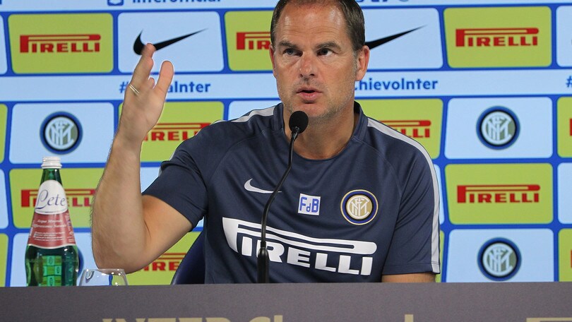 Inter, De Boer: «Joao Mario? Serve un centrocampista...»
