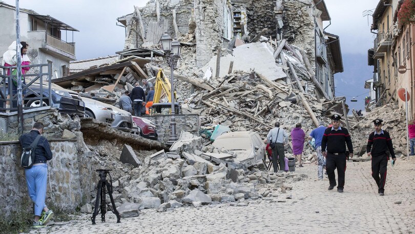 Terremoto nel centro Italia: le foto dall'epicentro