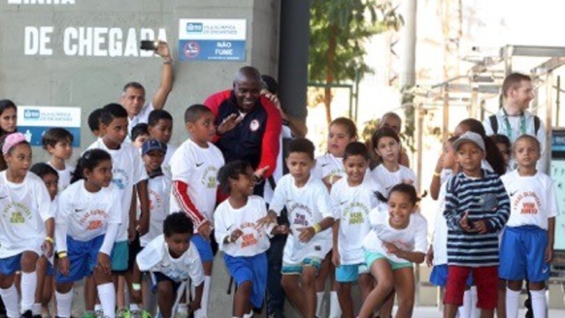 Nike a fianco dei bimbi brasiliani