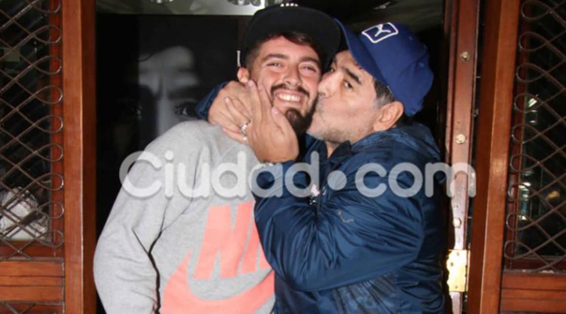 Maradona, ecco le foto della pace con il figlio Diego jr