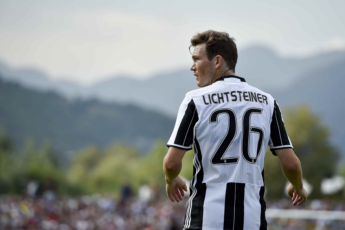 Juventus, Lichtsteiner verso l’addio: Borussia Dortmund in pole