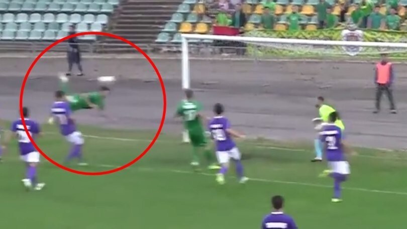 Ecco il gol "dello scorpione": è il colpo dell'anno?