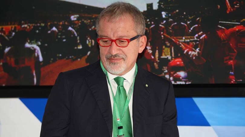 Maroni: «Da milanista scettico sui cinesi»