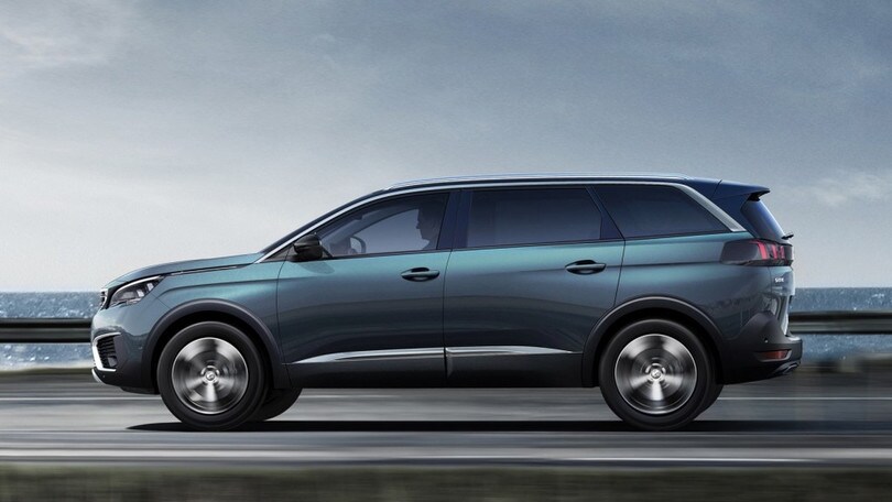 Peugeot 5008: foto