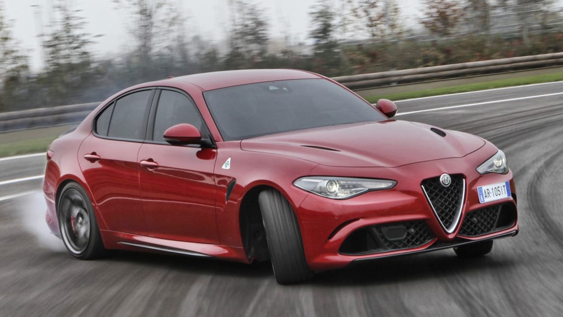 Alfa Romeo Giulia Quadrifoglio, l'automatica fa il record al "Ring"