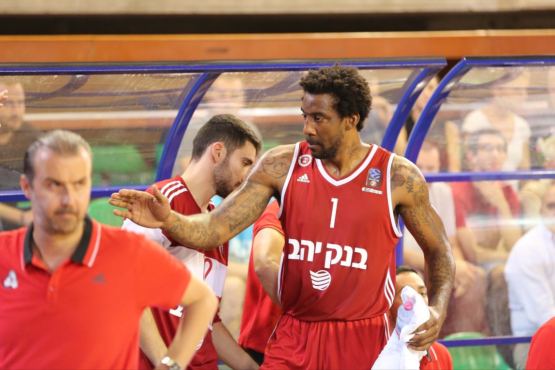 Stoudemire: Non farei la doccia con un compagno gay