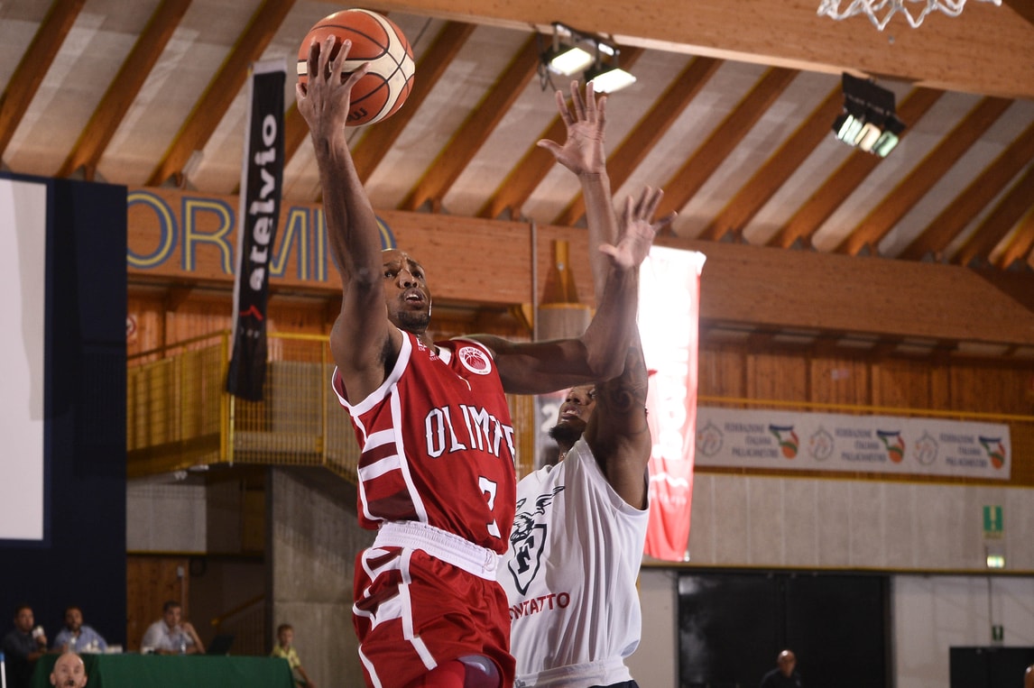 Basket Serie A, Milano: top Hickman e Gentile