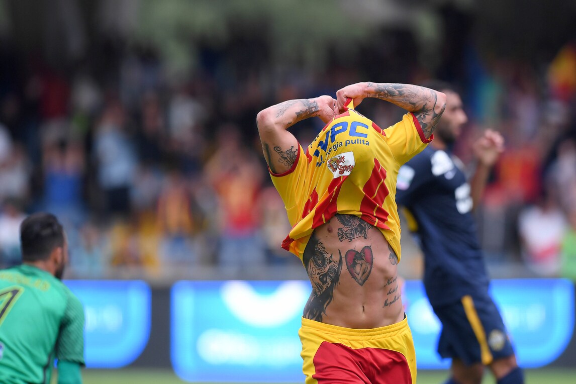 Serie B: Benevento-Verona 2-0, in volo per la A